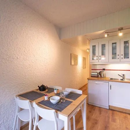 Appartement Beautiful With Garden - Quiet Area *