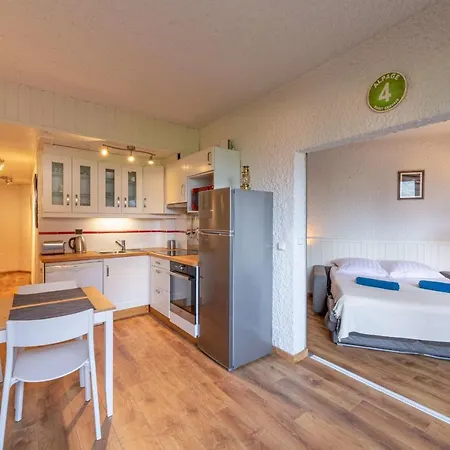 Beautiful With Garden - Quiet Area Appartement
