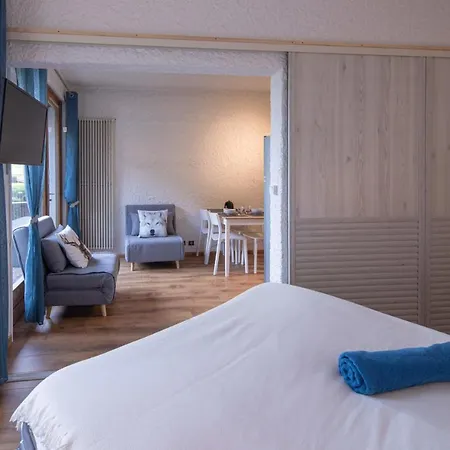 Beautiful With Garden - Quiet Area Appartement